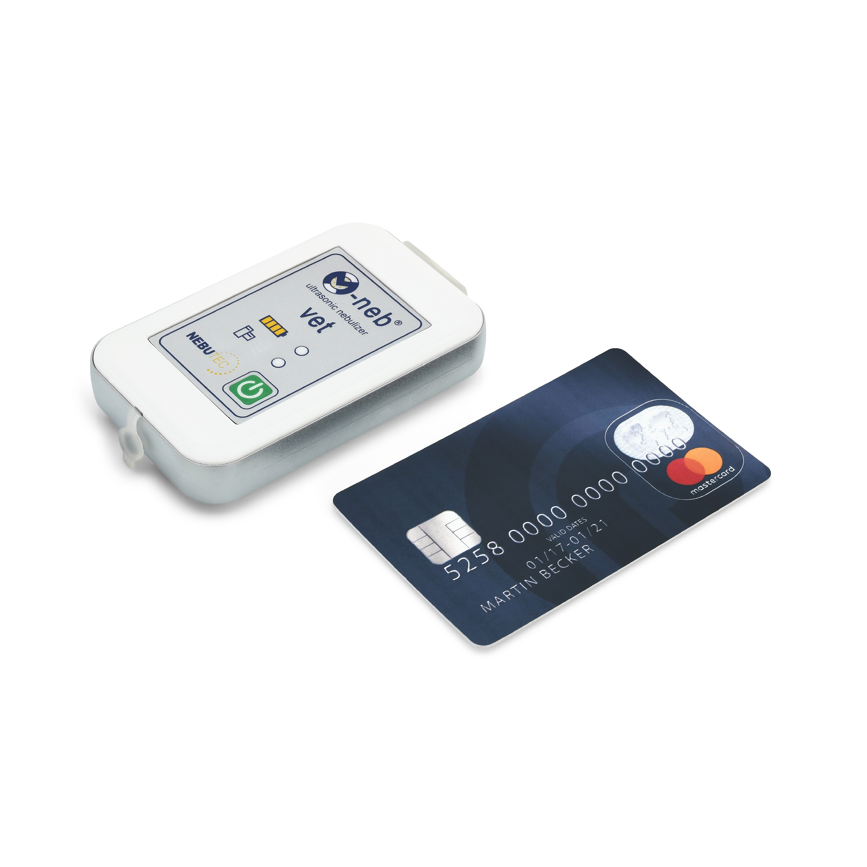 Weiße m-neb vet Steuereinheit liegt neben Checkkarte beide sind gleich groß